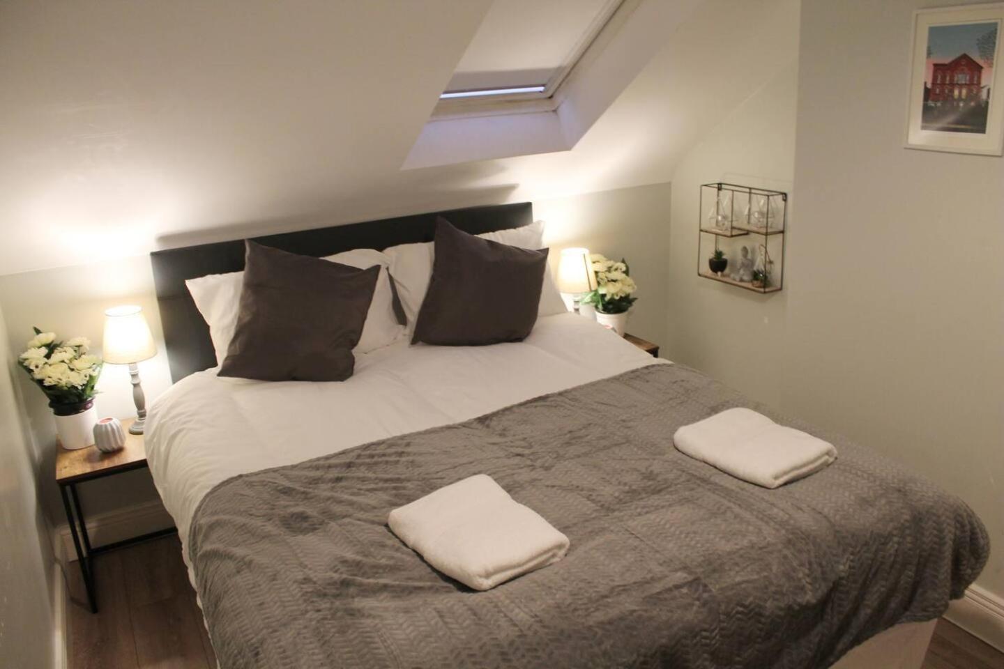 4 Bed Boutique House Lisburn Road Villa Belfast Buitenkant foto